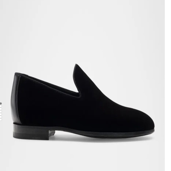 Magnanni Luxurious Black Velvet Slip-OnsU1-37